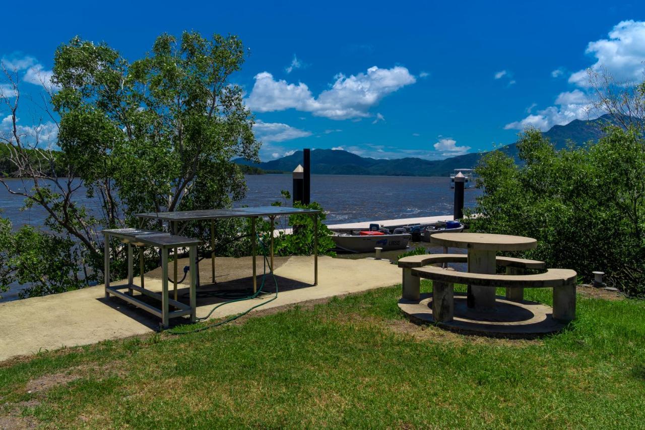 Lucinda Fishing Lodge Exterior foto
